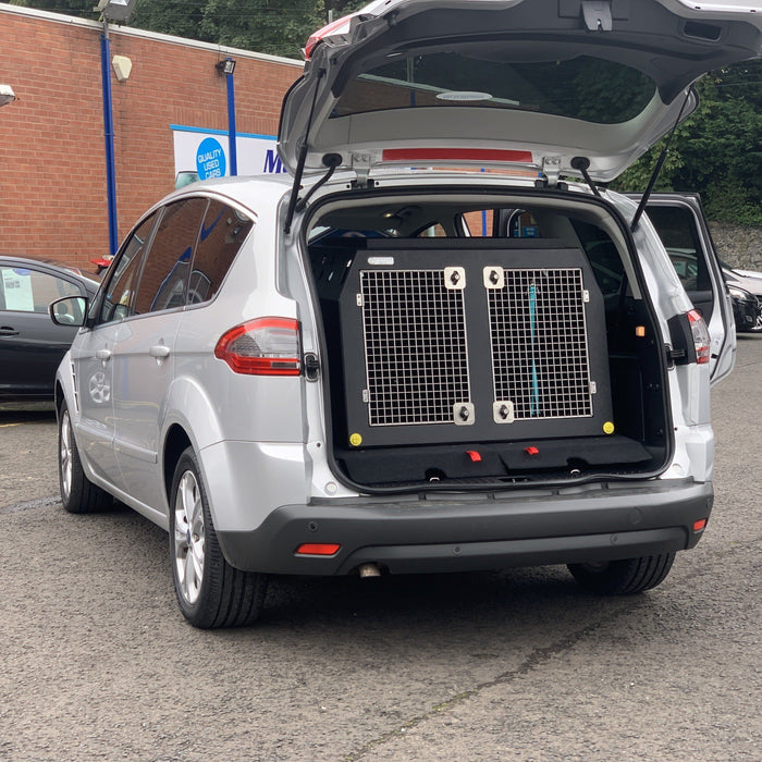 Ford Smax | 2006 -2014 | Dog Travel Crate | The DT 3 DT Box DT BOXES