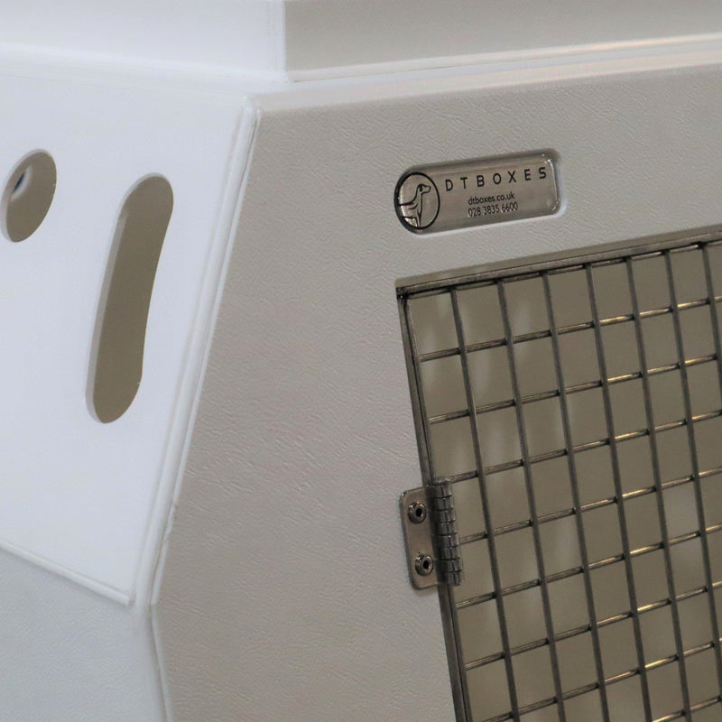 Bentley Bentayga hybrid - Car Travel Crate - The DT 4 - 2021> DT Box DT BOXES 960mm White 