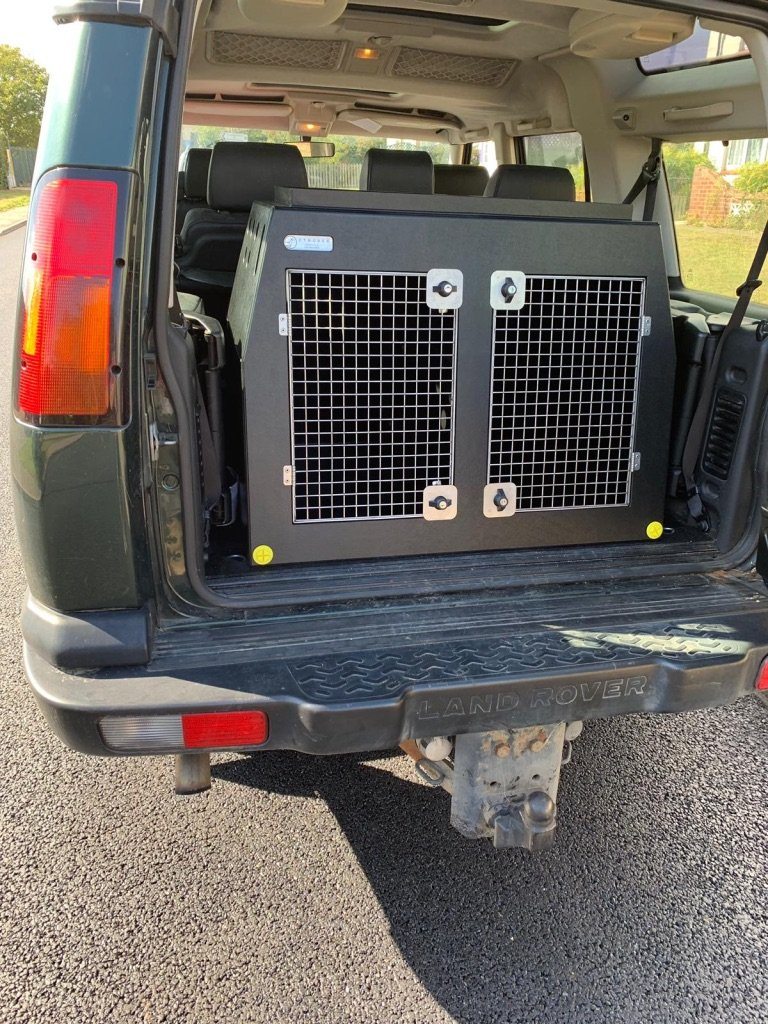 Dog Car Crate for Land Rover Discovery 2 1998-2004 DT Box DT BOXES 