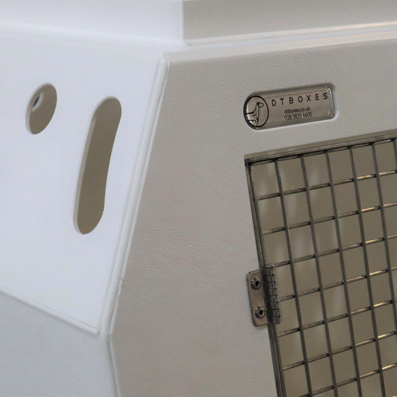 Jeep Grand Cherokee (2011 - 2021) DT Box Dog Car Travel Crate- The DT 3 DT Box DT BOXES 980mm White 