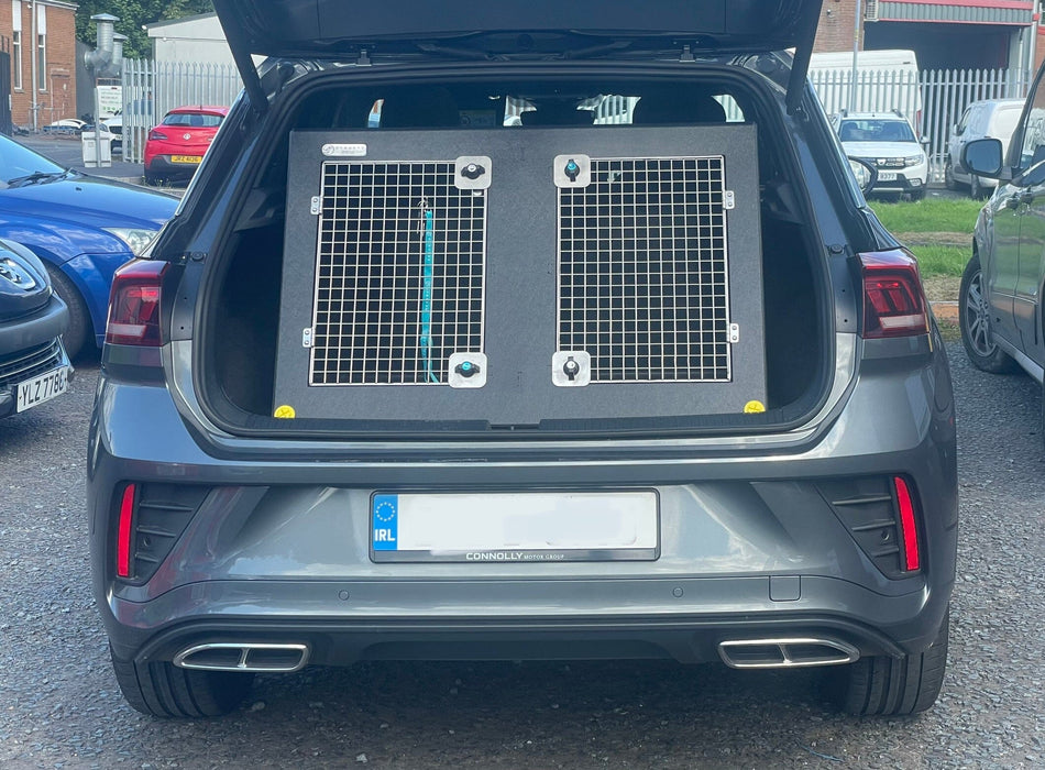 https://dtboxes.ie/cdn/shop/products/volkswagen-t-roc-2017-present-dog-travel-crate-dt-box-dt-boxes-341580_951x700.jpg?v=1692298468